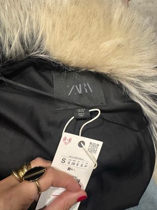 Chaquetón Zara pelos viral