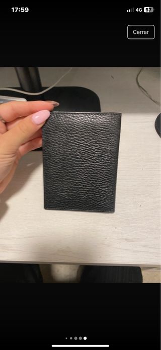 Cartera de cuero negra