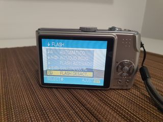 Cámara de fotos Panasonic Lumix DMC-TZ3