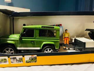 Juguete Bruder Land Rover Defender