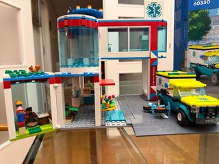 LEGO City Hospital 60330