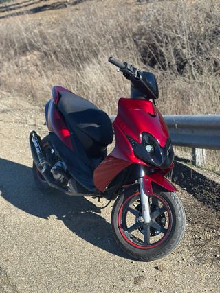 Yamaha Jog RR Roja