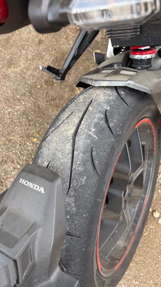 Honda CB1000R 2018 - 25.500 km - Escape Mivv mk3