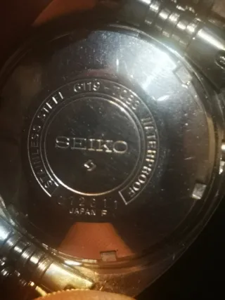 Reloj Seiko 5 Vintage Plata y Blanco
