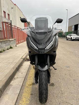 Honda NT1100 2025 Negra