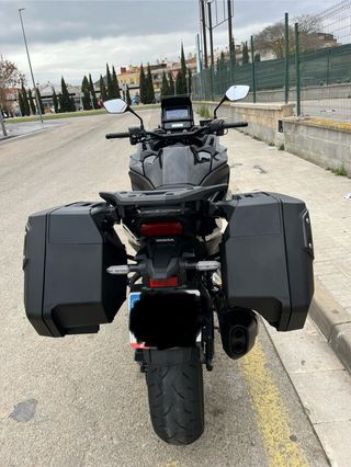 Honda NT1100 2025 Negra