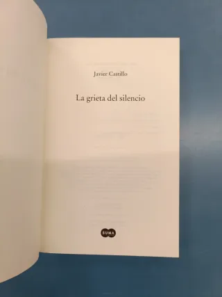 La grieta del silencio / The Fissure of Silence...