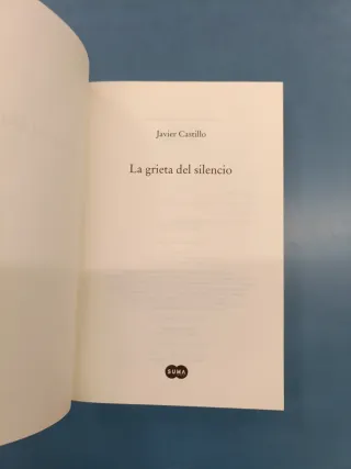 La grieta del silencio / The Fissure of Silence...