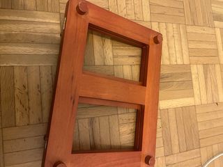 Atril. Apto para partiruras o libros