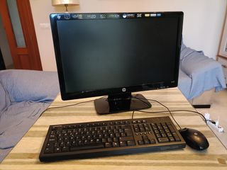 Pantalla HP + Teclado y Ratón