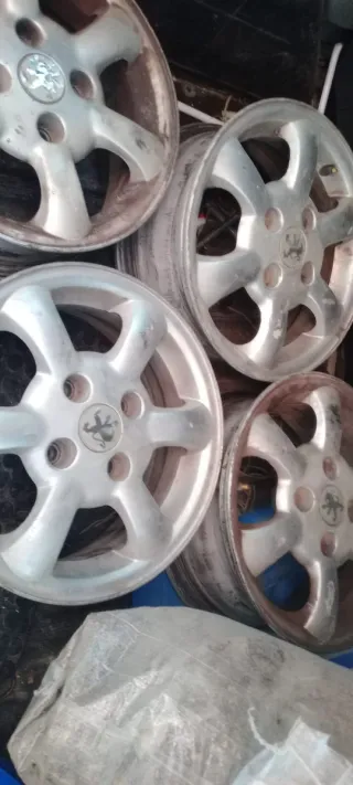 Llantas Peugeot 4uds