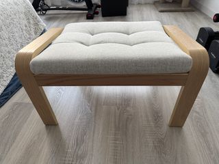 Reposapiés POÄNG IKEA chapa roble