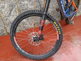 Bicicleta Mondraker Summum DH