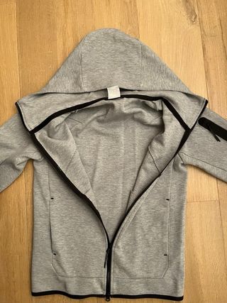 Nike Tech Fleece Gris