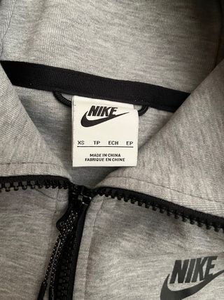 Nike Tech Fleece Gris