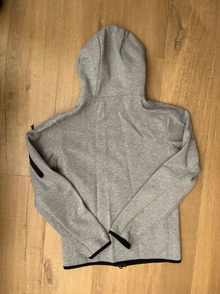 Nike Tech Fleece Gris