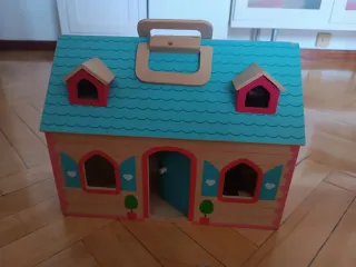 Casita de madera para jugar