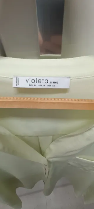 Camisa Violeta by Mango manga larga amarilla