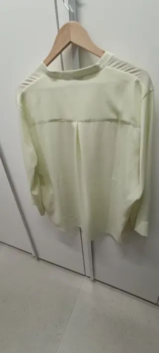 Camisa Violeta by Mango manga larga amarilla