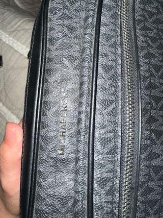 Riñonera Michael Kors Negra