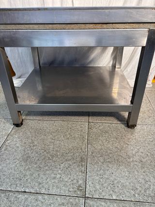 Mesita industrial cocina metal