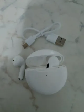 Auriculares Inalámbricos Blancos
