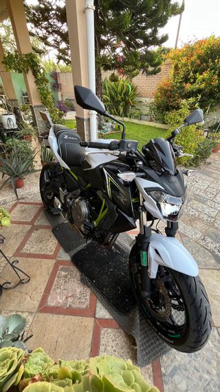 Kawasaki Z650 limitada A2 2017