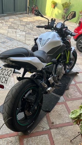 Kawasaki Z650 limitada A2 2017