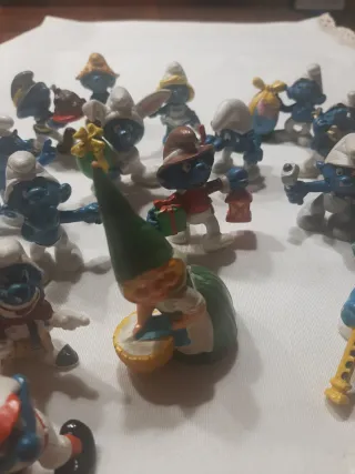 26 Figuras de Pitufos