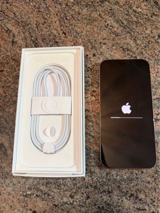 iPhone 16 Pro Max 256GB COMO NUEVO !!