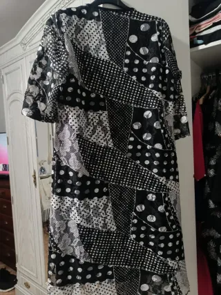 Vestido negro y blanco fiestas