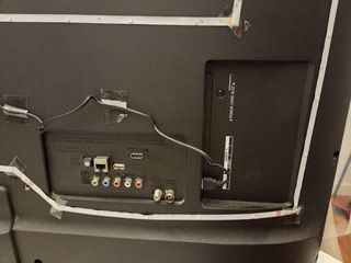 TV plana LG 42” con peana, perfecto estado