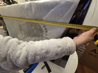 TV plana LG 42” con peana, perfecto estado