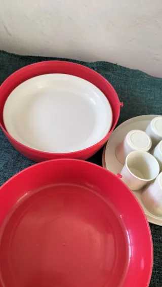 Juego de camping rojo con asa