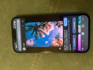 iPhone 14 azul estrellado