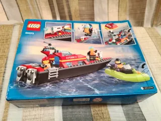 LEGO City Lancha Bomberos y Zodiac 60373