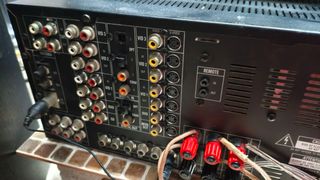 Harman Kardon AVR 3000 + altavoces Vieta 5.1