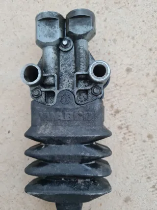 Válvula Niveladora Cabina Wabco