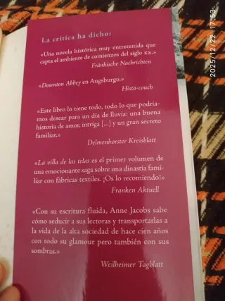 La villa de las telas / The Cloth Villa (Spanis...