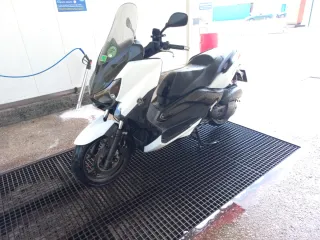 Yamaha XMAX 125