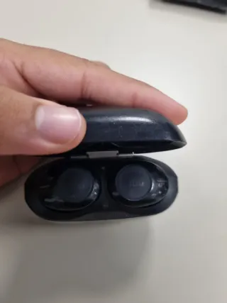 Auriculares JBL Negra (SOLO ESTUCHE)