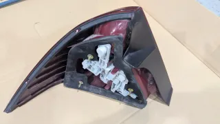 Piloto trasero derecho Ford Mondeo 2006