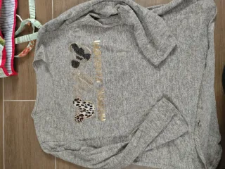 ROPA VARIADA A 5€ unidad preguntar talla