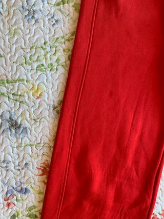 Pantalon Zara chandal oversize rojo (T. S)
