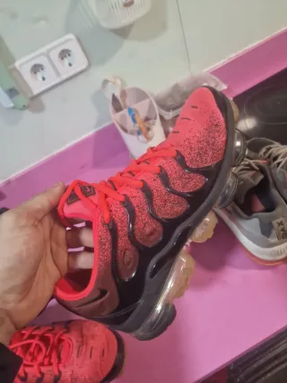 Nike Air VaporMax Rojas