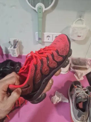 Nike Air VaporMax Rojas