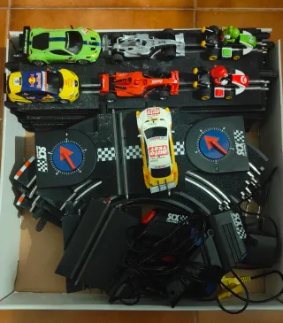 Circuito Scalextric Compact GT Coches