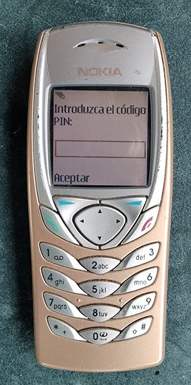 Teléfono Móvil Nokia 6100 Dorado/Plateado