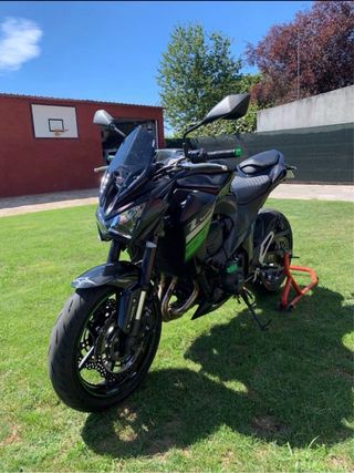Kawasaki Z800 Full