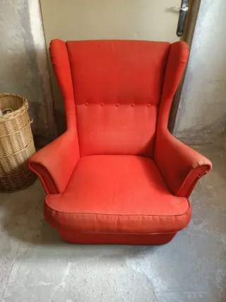 Sillón individual rojo de tela ESCUCHO OFERTAS